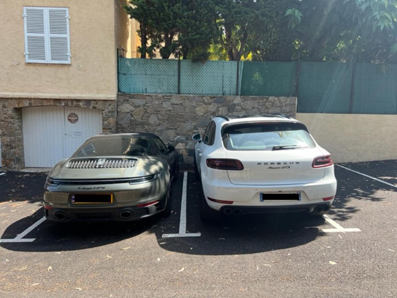 Superbe Avec Terrasse Jardin Et Parking Prive Appartement Saint-Tropez