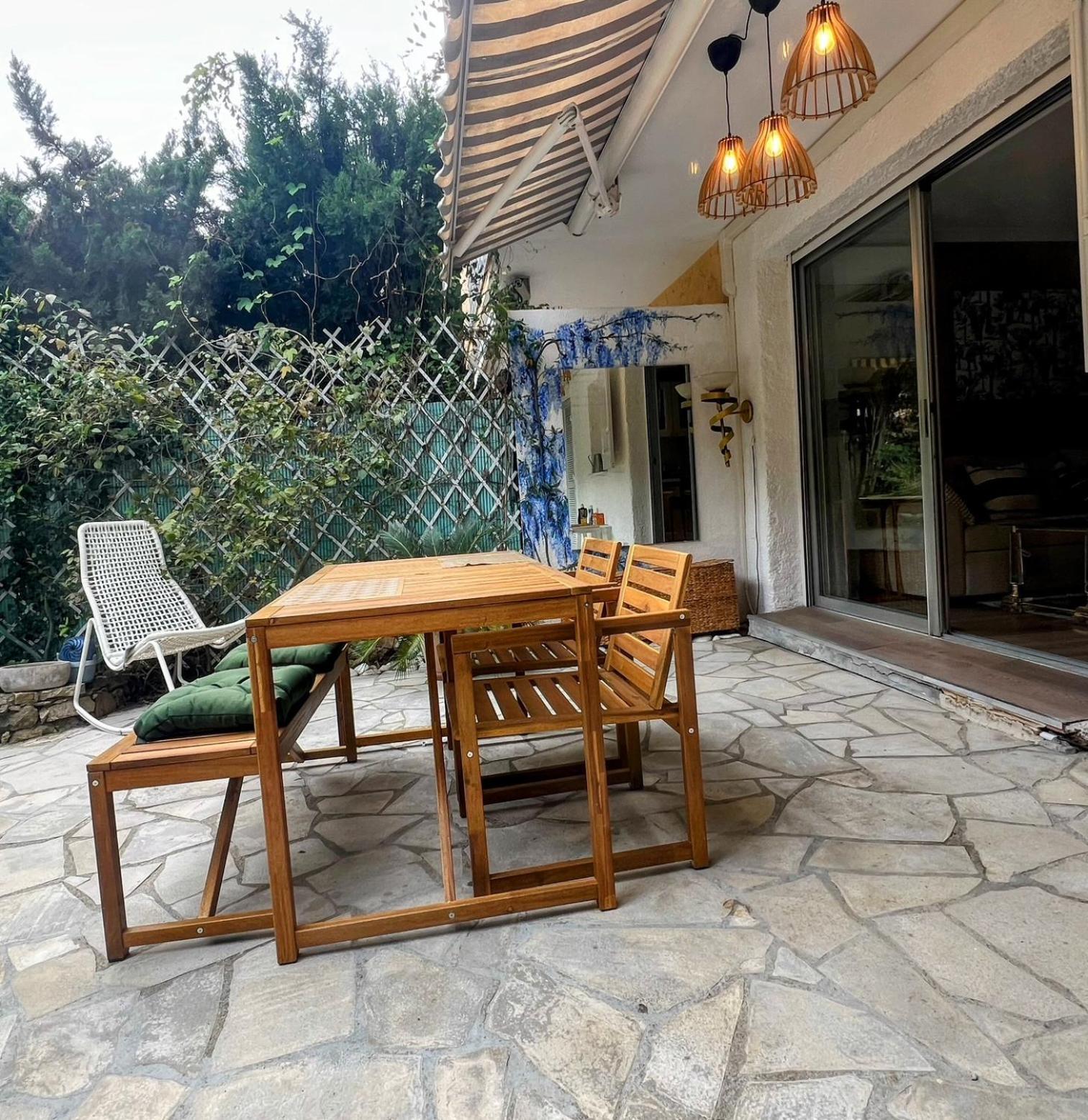 Apartment Superbe Avec Terrasse Jardin Et Parking Prive *